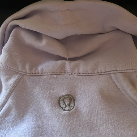 LULELEMON~ Lilac “Cuddle Up” jacket/hoodie zip up hooded sweatshirt  (Sz.10) - Picture 6 of 7